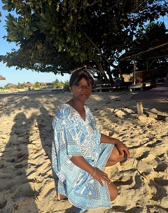 rencontrer Judicaël, 51 ans &mdash; Attentionnée et joyeuse 🌸